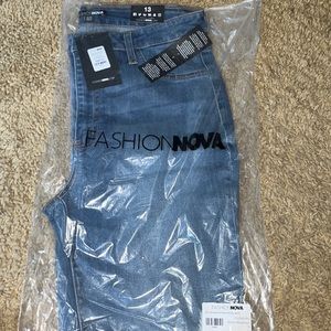 Never worn fashion nova jeans